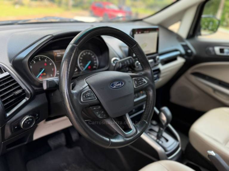 FORD - ECOSPORT - 2018/2019 - Preta - R$ 83.900,00