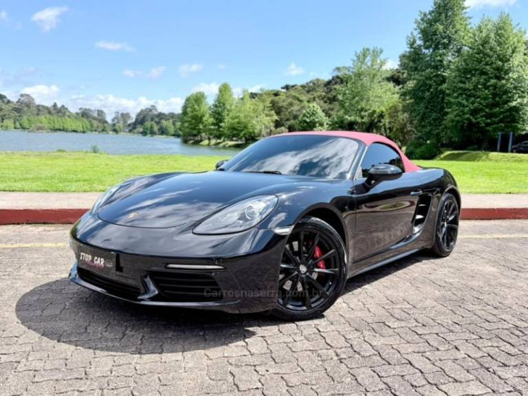 PORSCHE - 718 - 2018/2019 - Preta - R$ 509.900,00