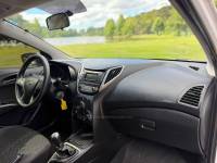 HYUNDAI - HB20 - 2016/2017 - Branca - R$ 54.900,00