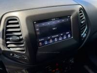 JEEP - COMPASS - 2017/2018 - Preta - R$ 96.900,00