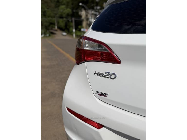 HYUNDAI - HB20 - 2016/2017 - Branca - R$ 54.900,00