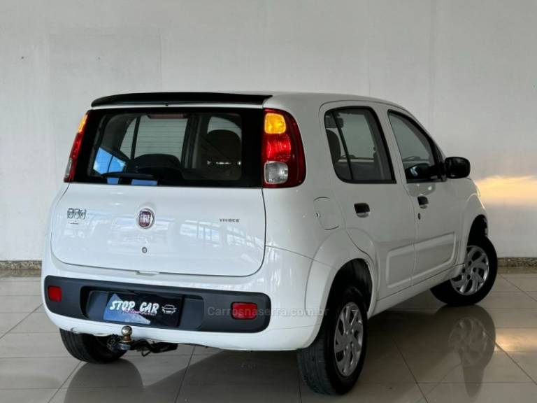 FIAT - UNO - 2014/2014 - Branca - R$ 33.900,00