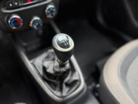 CHEVROLET - PRISMA - 2013/2013 - Preta - R$ 42.900,00