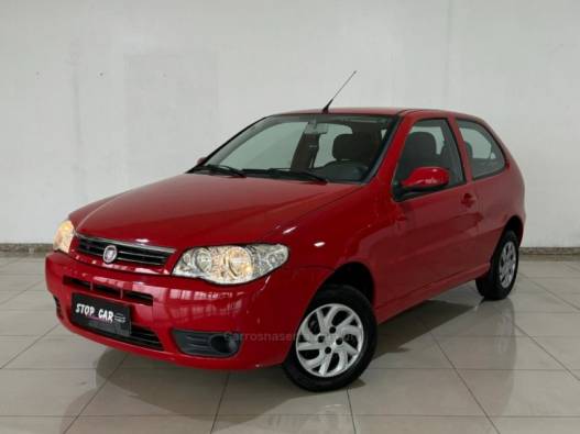 FIAT - PALIO - 2014/2015 - Vermelha - R$ 29.900,00