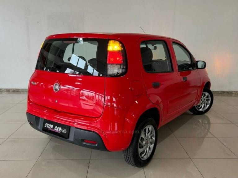 FIAT - UNO - 2021/2021 - Vermelha - R$ 53.900,00