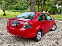 FORD - FIESTA - 2012/2013 - Vermelha - R$ 34.900,00