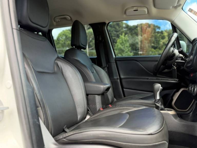 JEEP - RENEGADE - 2017/2018 - Branca - Sob Consulta