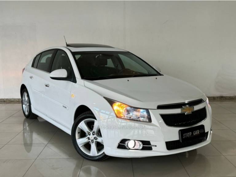 CHEVROLET - CRUZE - 2012/2012 - Branca - R$ 66.900,00