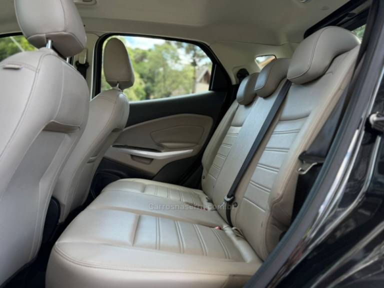 FORD - ECOSPORT - 2018/2019 - Preta - R$ 83.900,00