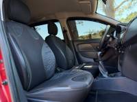 RENAULT - SANDERO - 2014/2015 - Vermelha - Sob Consulta