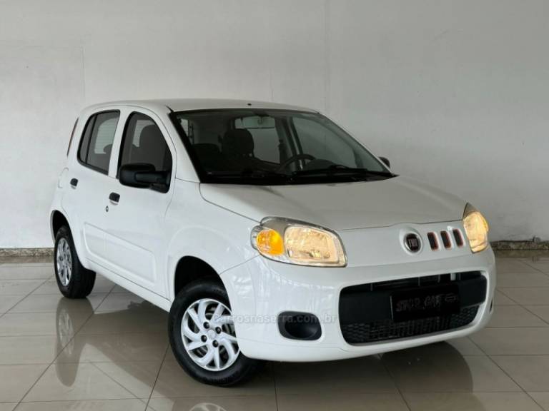 FIAT - UNO - 2014/2014 - Branca - R$ 33.900,00