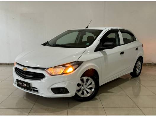 CHEVROLET - ONIX - 2019/2020 - Branca - R$ 59.900,00