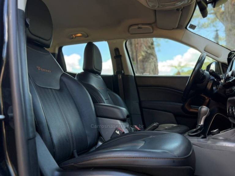 FIAT - TORO - 2019/2019 - Preta - R$ 114.900,00