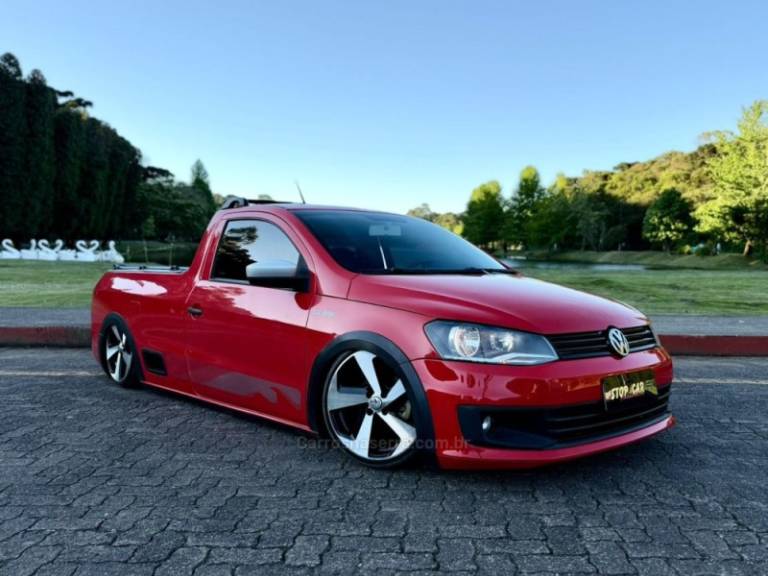 VOLKSWAGEN - SAVEIRO - 2015/2014 - Vermelha - R$ 49.900,00