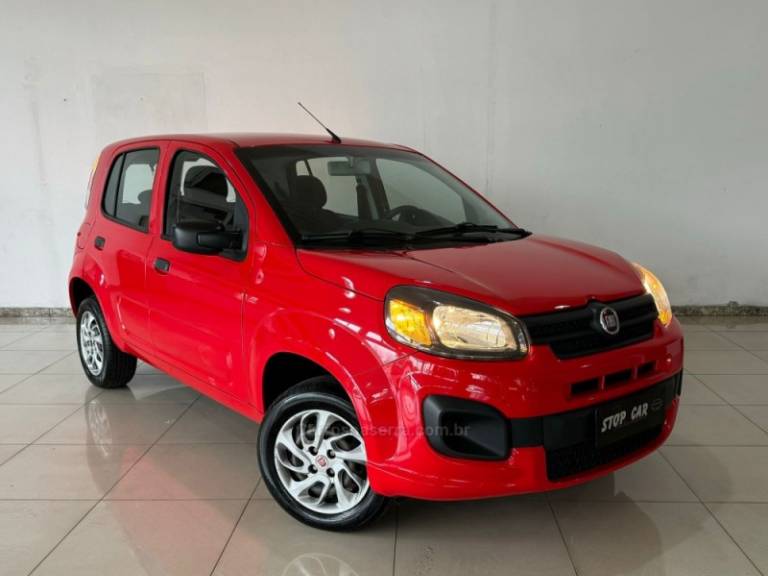 FIAT - UNO - 2021/2021 - Vermelha - R$ 53.900,00