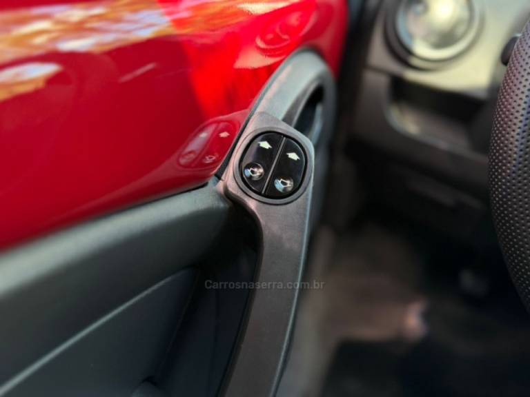 FORD - KA - 2012/2013 - Vermelha - R$ 27.900,00