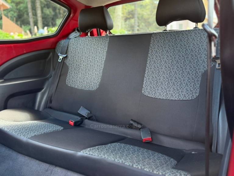 FORD - KA - 2012/2013 - Vermelha - R$ 27.900,00