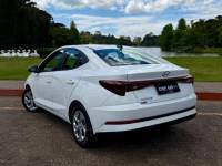 HYUNDAI - HB20S - 2023/2024 - Branca - R$ 83.900,00