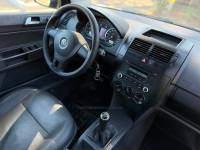 VOLKSWAGEN - POLO - 2011/2012 - Cinza - R$ 47.900,00