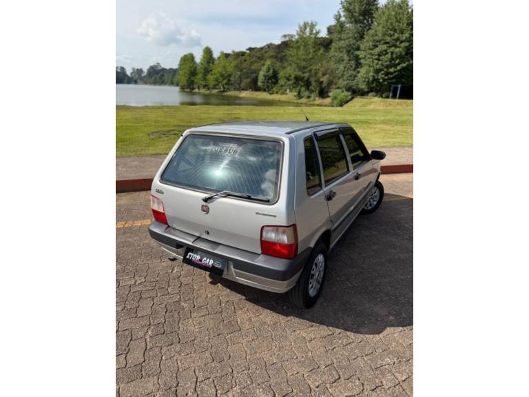 FIAT - UNO - 2009/2010 - Prata - R$ 28.900,00