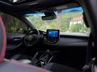 TOYOTA - COROLLA - 2023/2024 - Branca - R$ 149.900,00