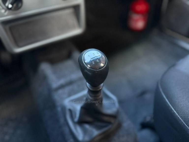 FIAT - UNO - 2009/2010 - Prata - R$ 28.900,00