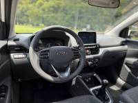 HYUNDAI - HB20S - 2023/2024 - Branca - R$ 83.900,00