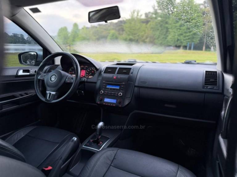 VOLKSWAGEN - POLO - 2012/2013 - Prata - Sob Consulta